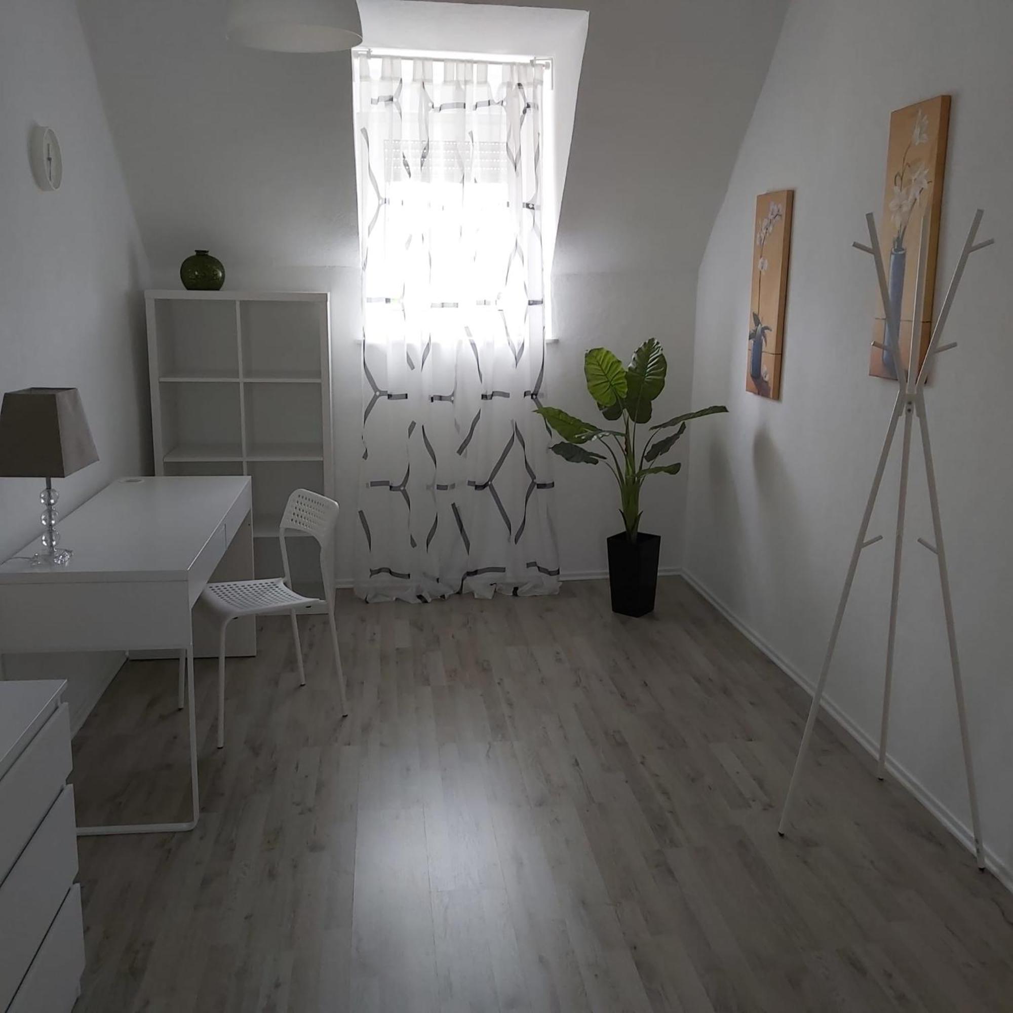 Megena Apartment Mayen Ngoại thất bức ảnh